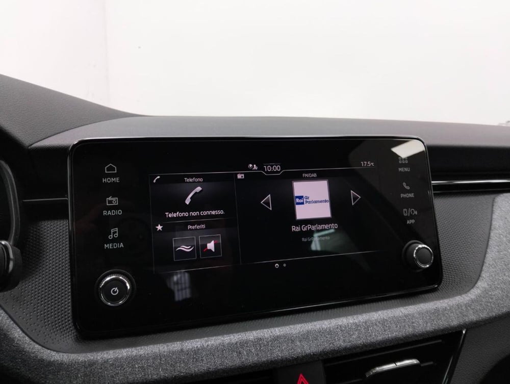 Skoda Kamiq nuova a Como (16)