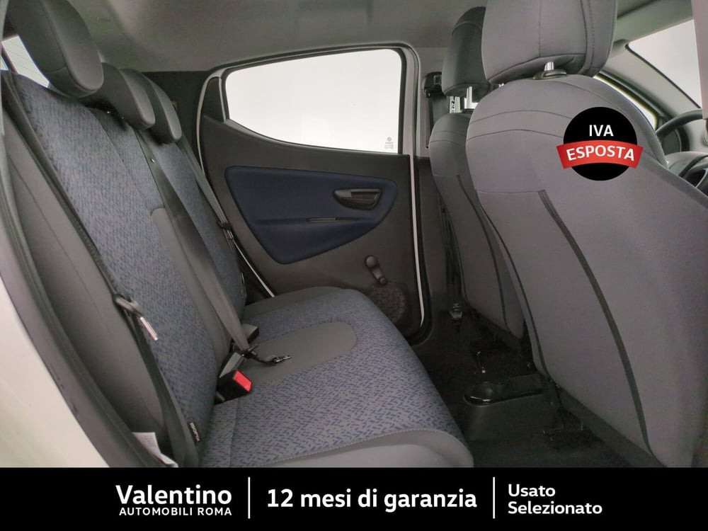 Lancia Ypsilon usata a Roma (12)