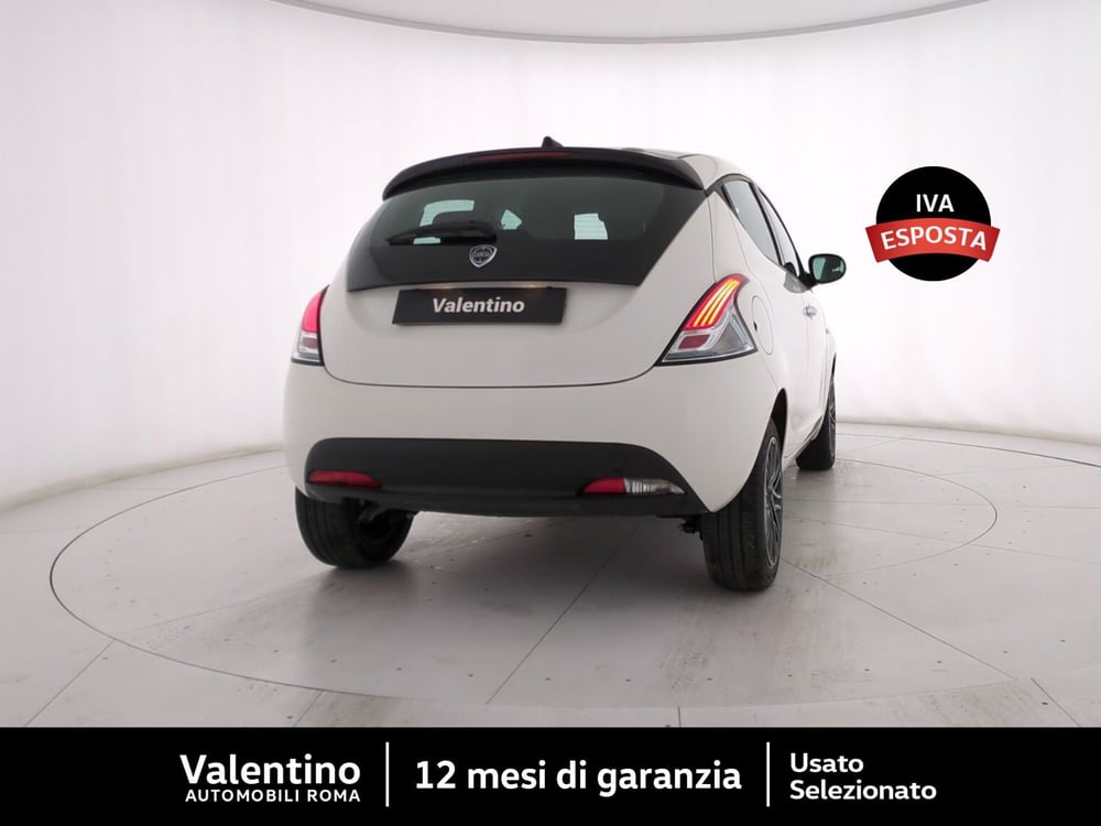 Lancia Ypsilon usata a Roma (3)