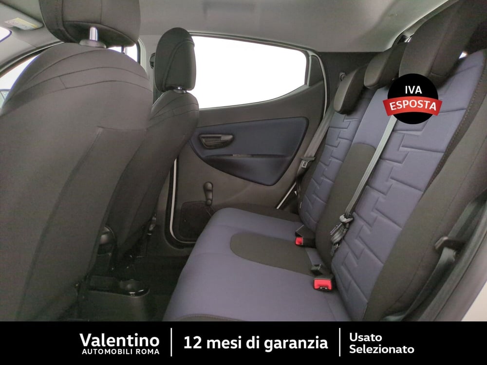 Lancia Ypsilon nuova a Roma (10)