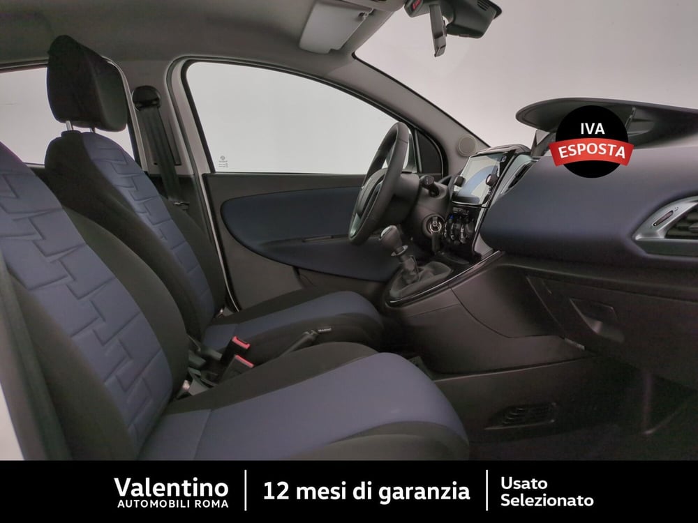 Lancia Ypsilon nuova a Roma (12)