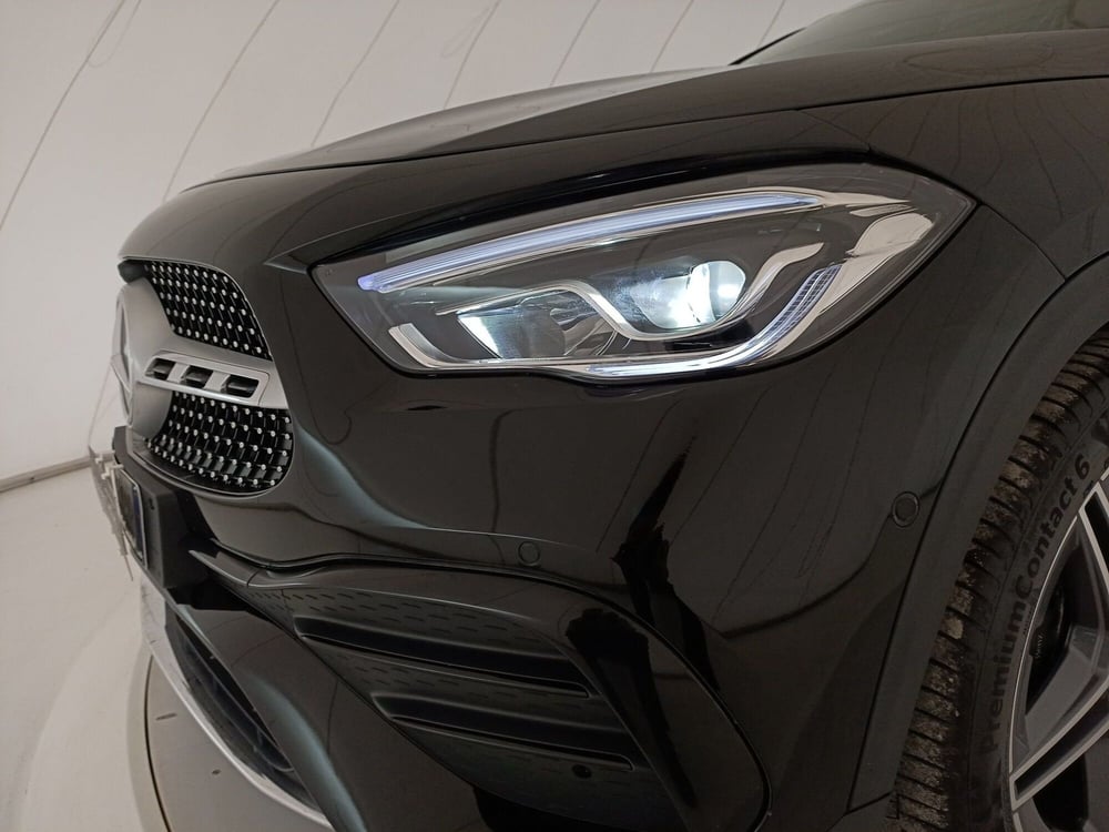 Mercedes-Benz GLA SUV usata a Bari (12)