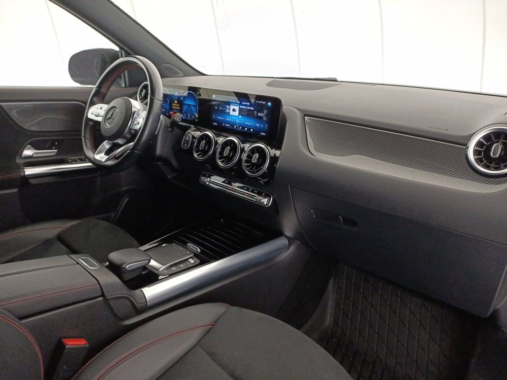 Mercedes-Benz GLA SUV usata a Bari (7)