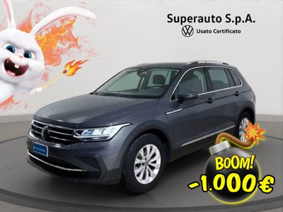 Volkswagen Tiguan 2.0 TDI 150 CV SCR DSG 4MOTION Life del 2023 usata a Carmignano di Brenta