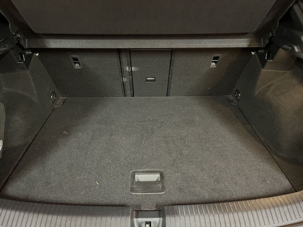Volkswagen T-Roc usata a Padova (15)