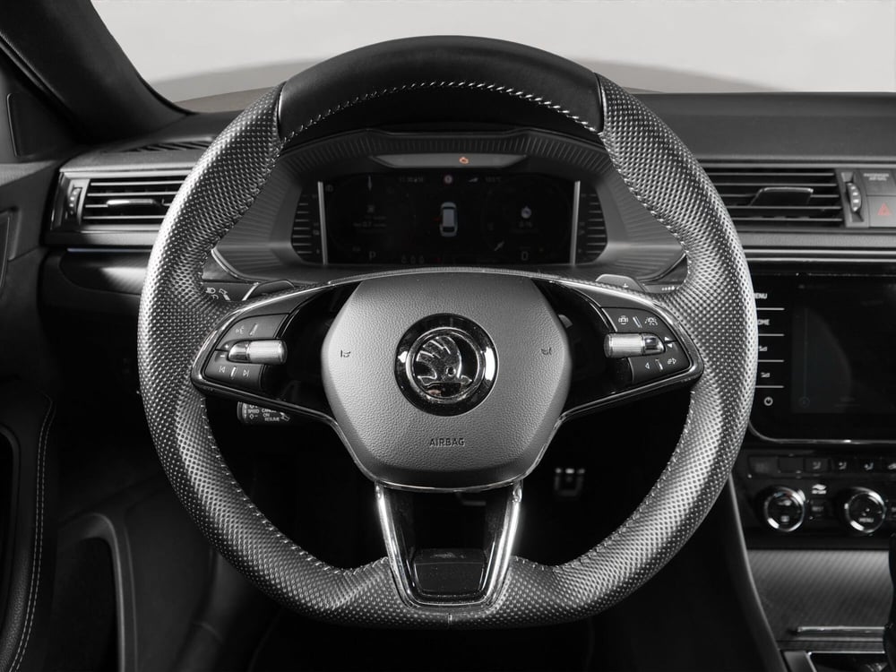 Skoda Superb Station Wagon usata a Padova (13)
