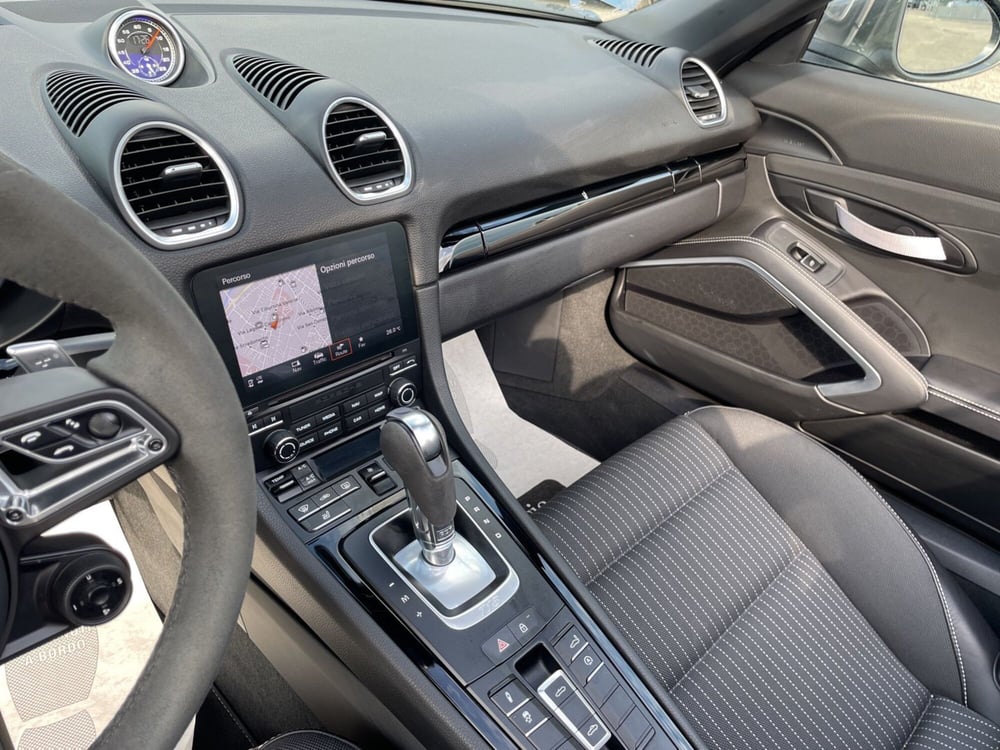 Porsche 718 Boxster  usata a Pescara (11)