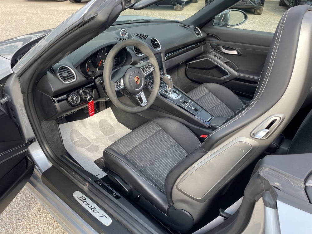 Porsche 718 Boxster  usata a Pescara (7)