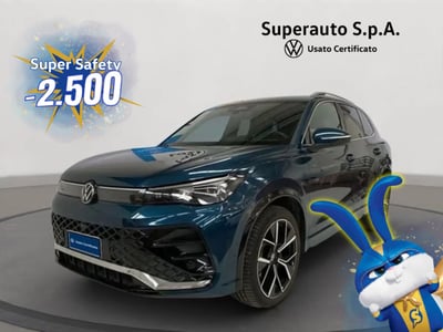 Volkswagen Tiguan 2.0 TDI 150 CV SCR DSG 4MOTION R-Line del 2024 usata a Monselice