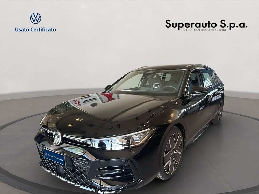 Volkswagen Passat nuova a Padova (11)