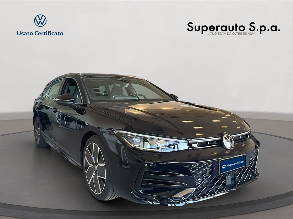 Volkswagen Passat nuova a Padova (3)