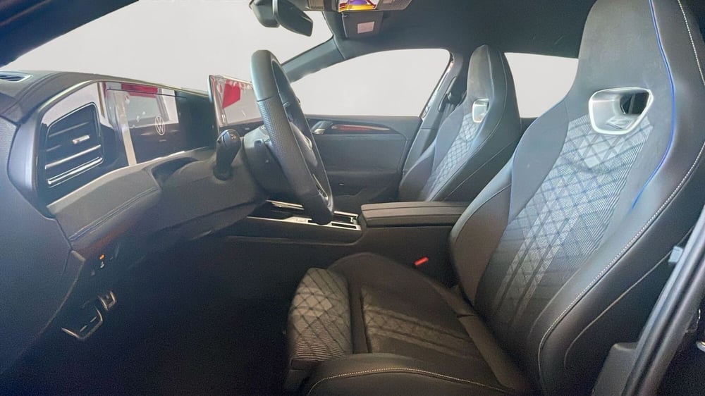 Volkswagen Passat nuova a Padova (7)
