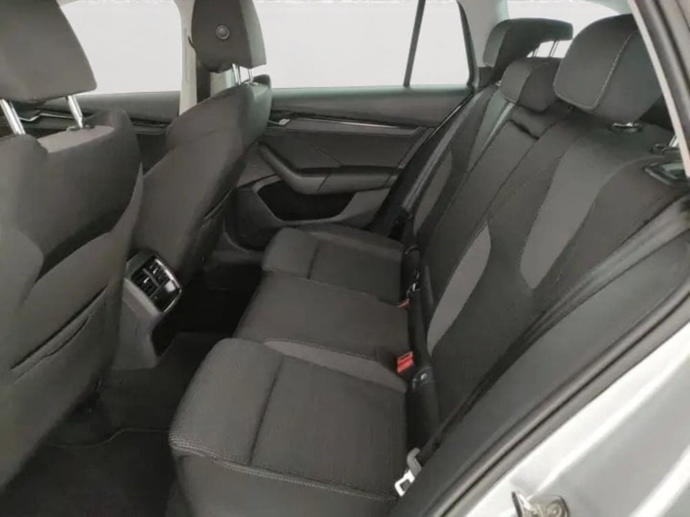 Skoda Octavia Station Wagon usata a Padova (7)