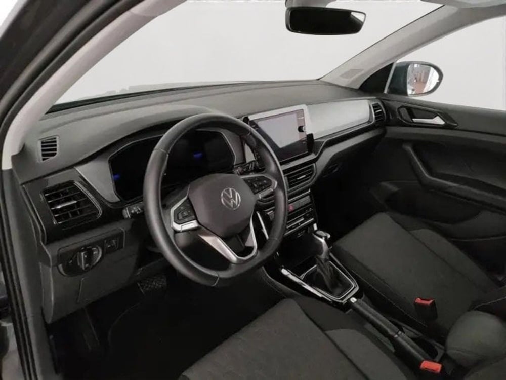 Volkswagen T-Cross usata a Padova (6)