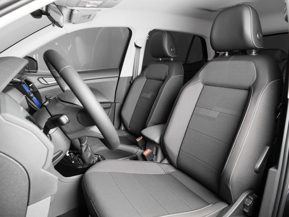 Volkswagen T-Cross usata a Padova (6)
