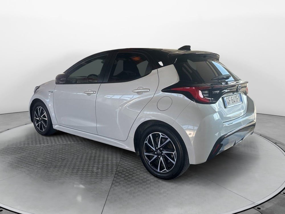Toyota Yaris usata a Napoli (3)