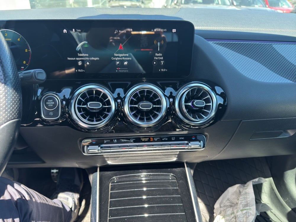 Mercedes-Benz GLA SUV usata a Cosenza (15)