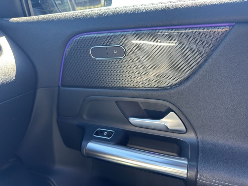 Mercedes-Benz GLA SUV usata a Cosenza (17)