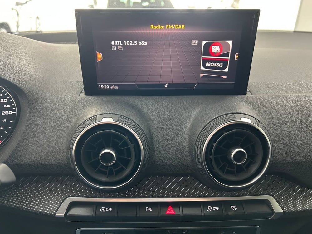 Audi Q2 usata a Avellino (12)
