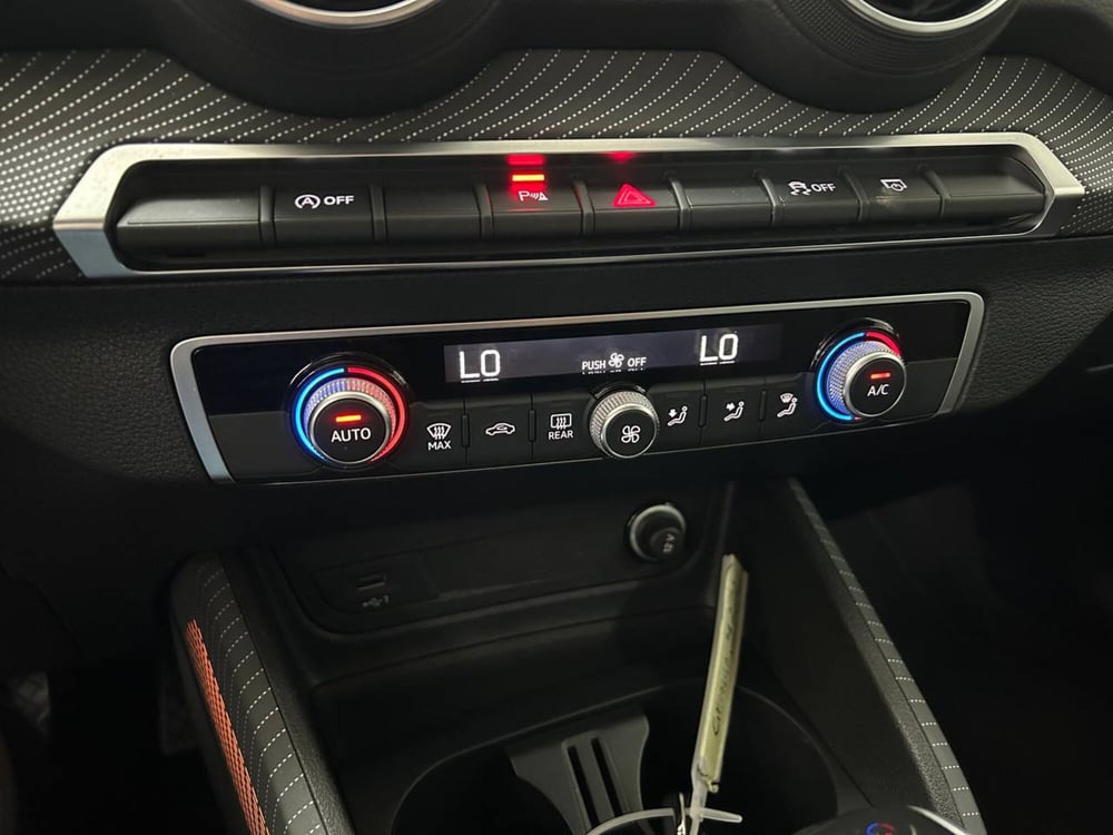 Audi Q2 usata a Avellino (16)