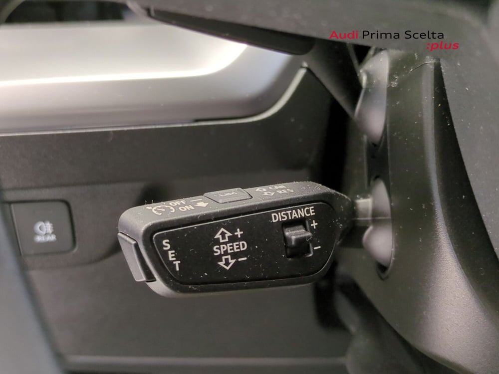 Audi Q4 Sportback usata a Avellino (15)