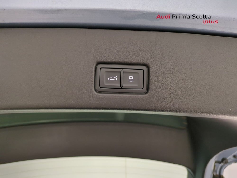 Audi Q4 Sportback usata a Avellino (9)