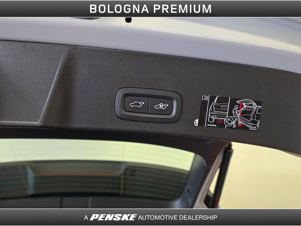 Volvo XC40 usata a Bologna (10)