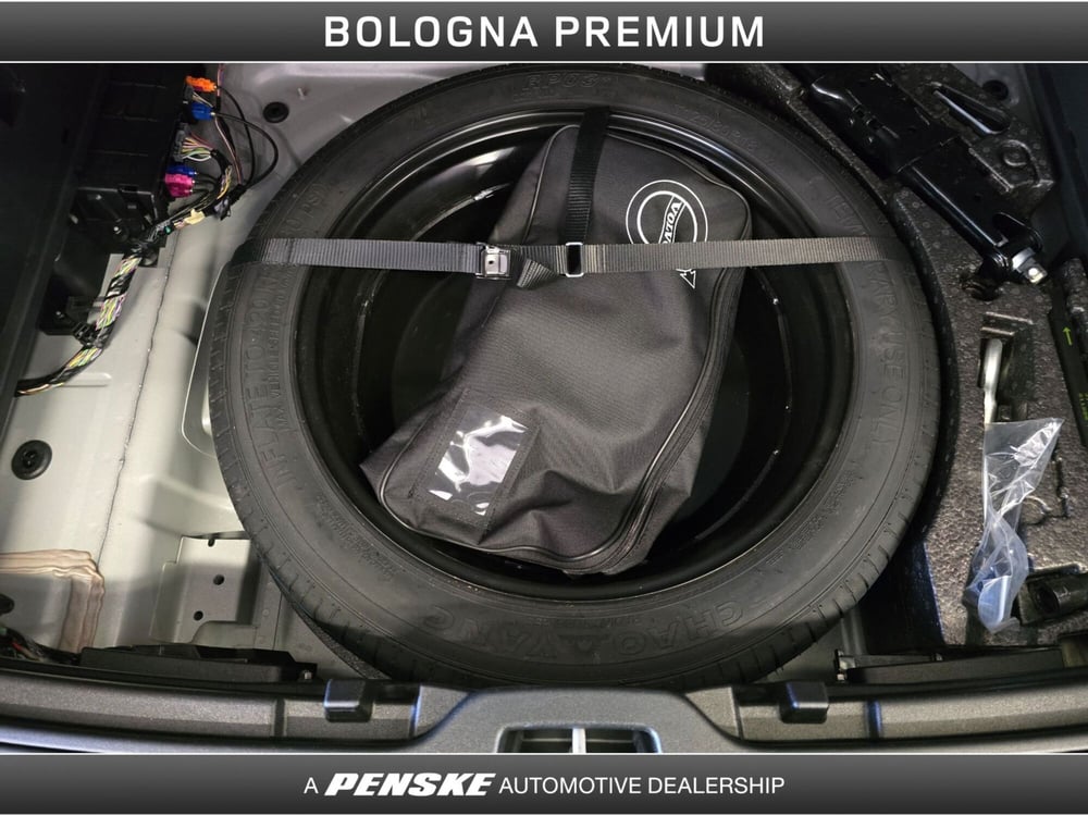 Volvo XC40 usata a Bologna (11)