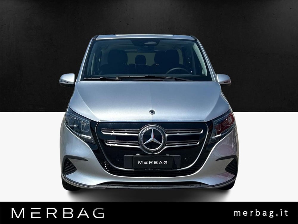 Mercedes-Benz EQV nuova a Milano (3)