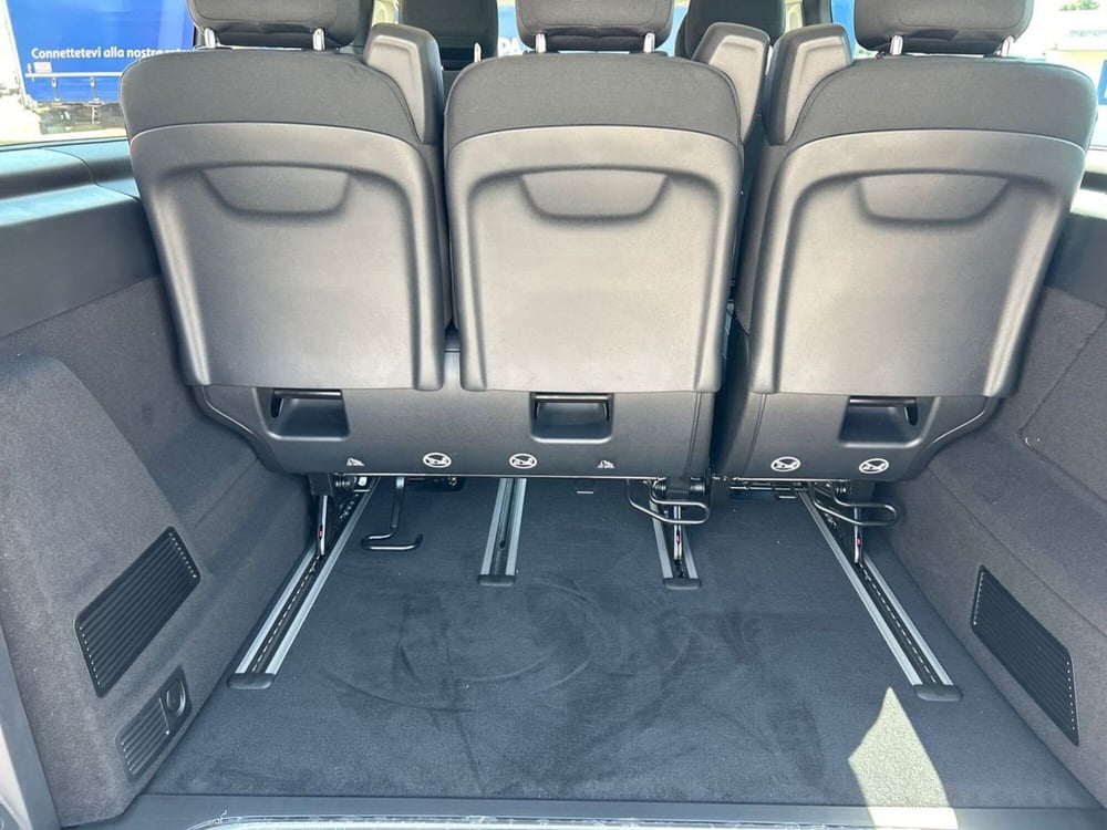 Mercedes-Benz EQV nuova a Milano (8)