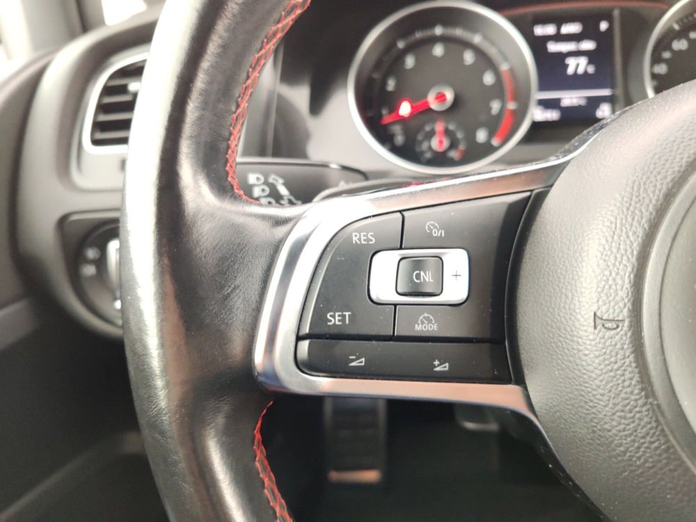 Volkswagen Golf usata a Massa-Carrara (14)