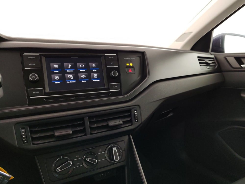 Volkswagen Polo usata a Massa-Carrara (12)