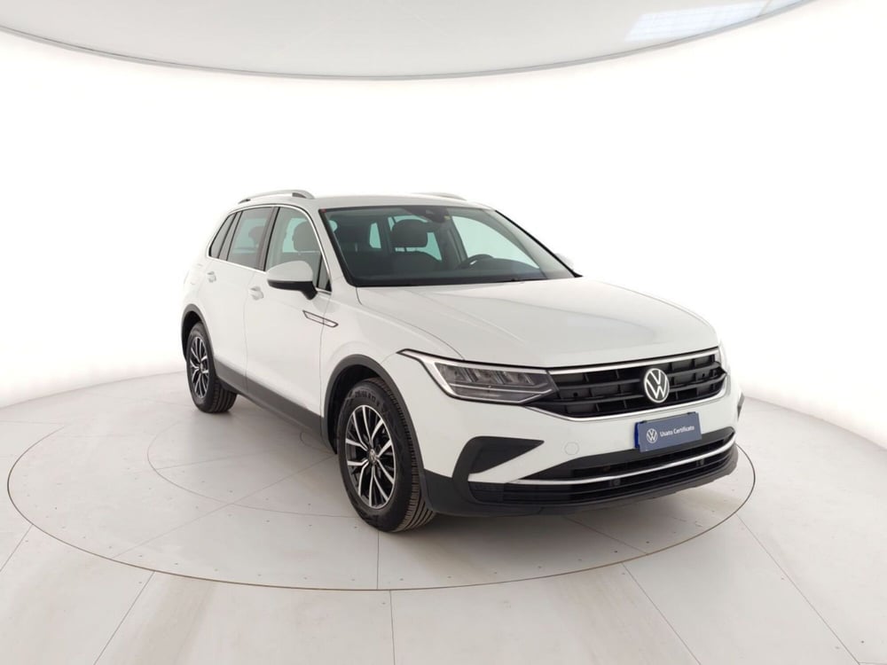 Volkswagen Tiguan usata a Massa-Carrara (4)