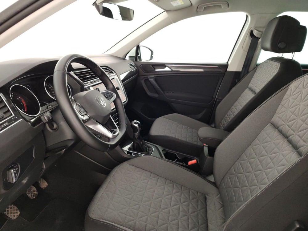 Volkswagen Tiguan usata a Massa-Carrara (7)