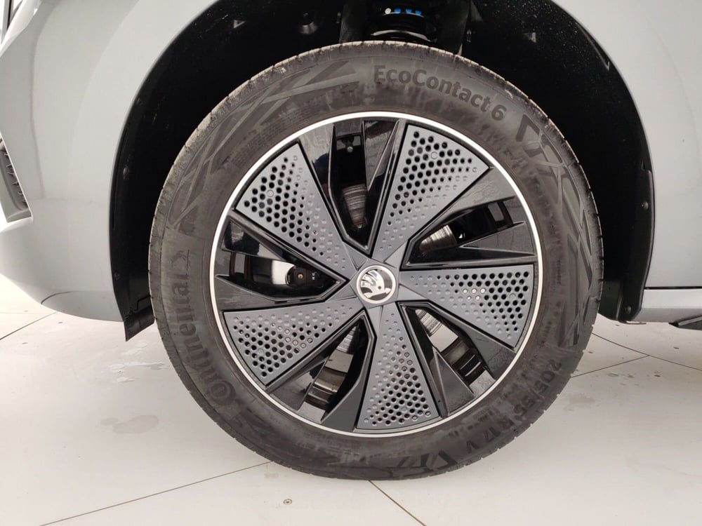 Skoda Kamiq nuova a Massa-Carrara (6)