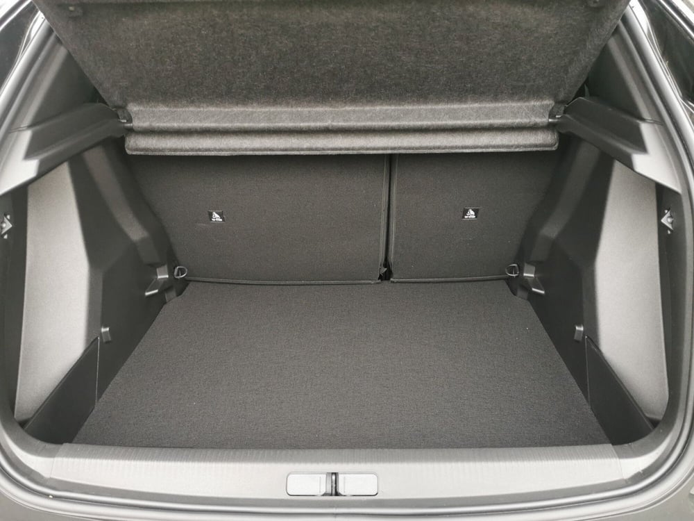 Peugeot 2008 nuova a Taranto (18)