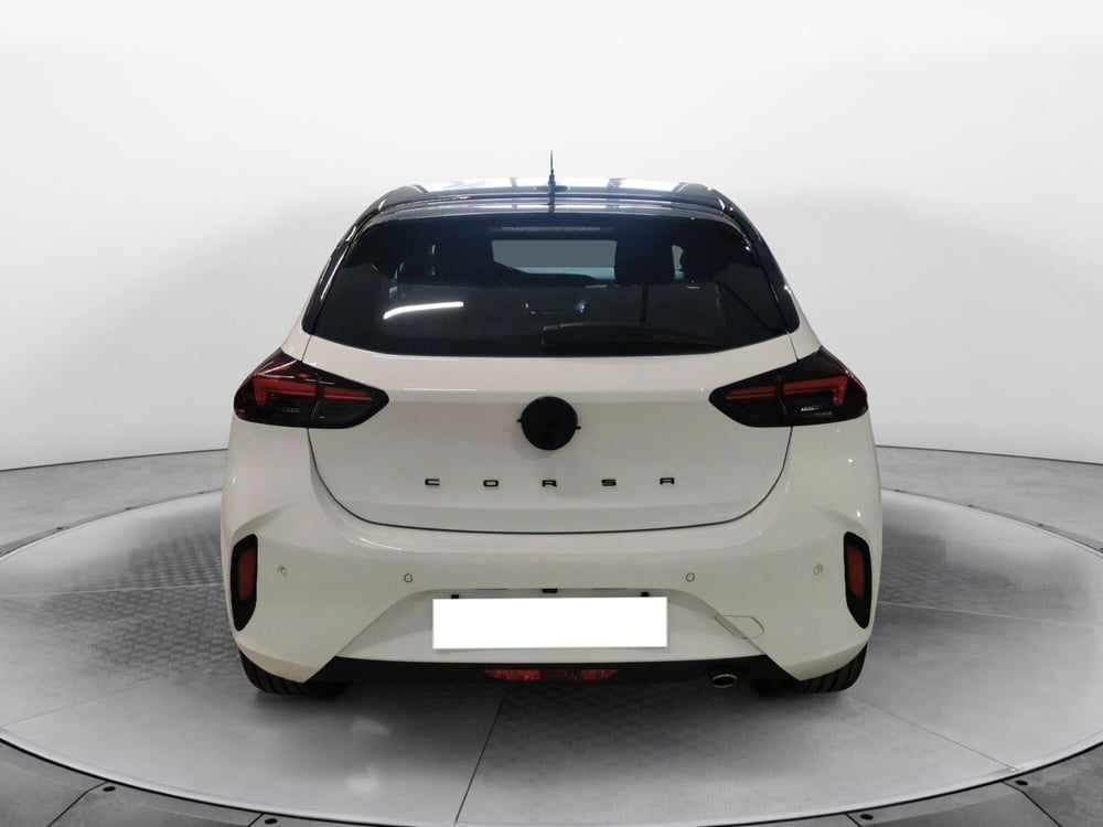 Opel Corsa nuova a Taranto (7)