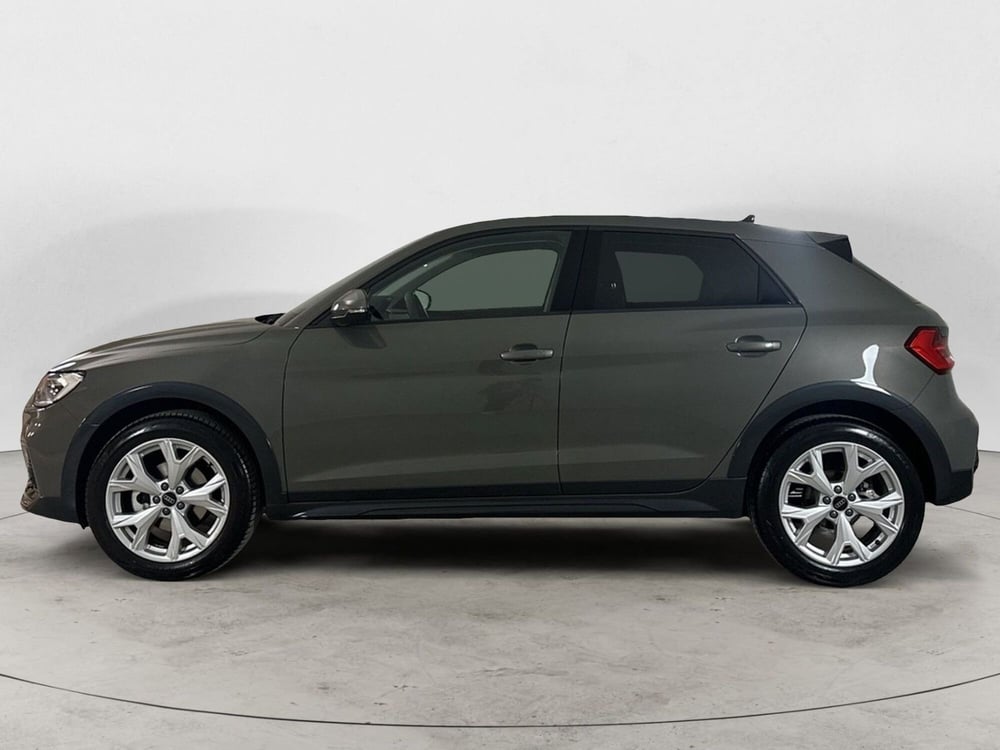 Audi A1 allstreet usata a Napoli (4)