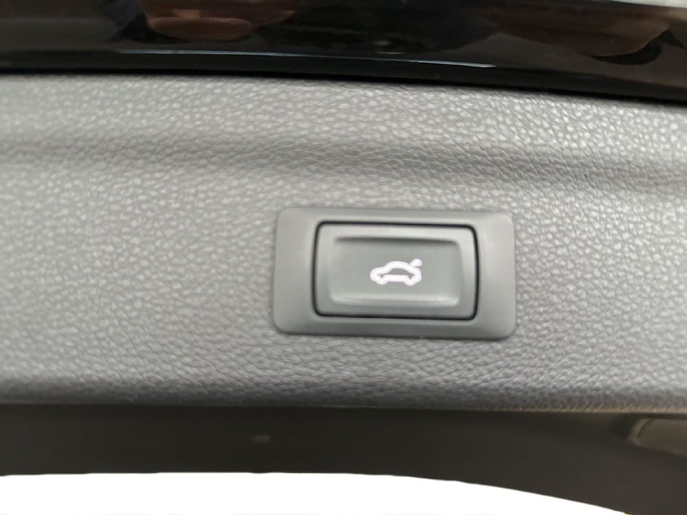 Audi Q3 Sportback usata a Caserta (19)