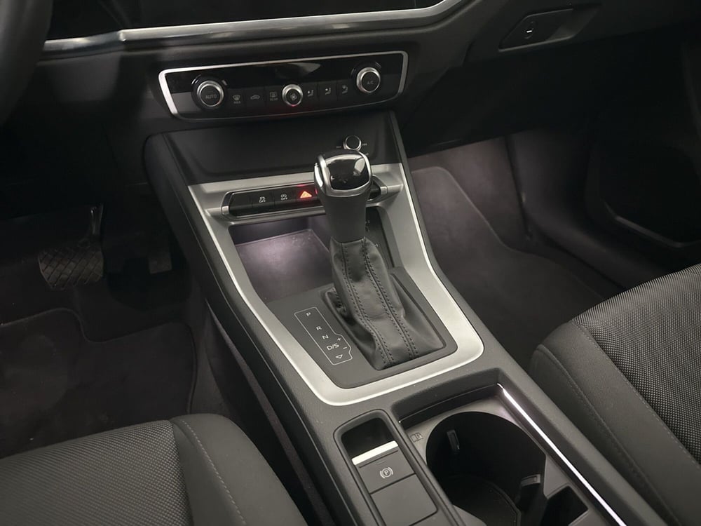Audi Q3 Sportback usata a Napoli (15)