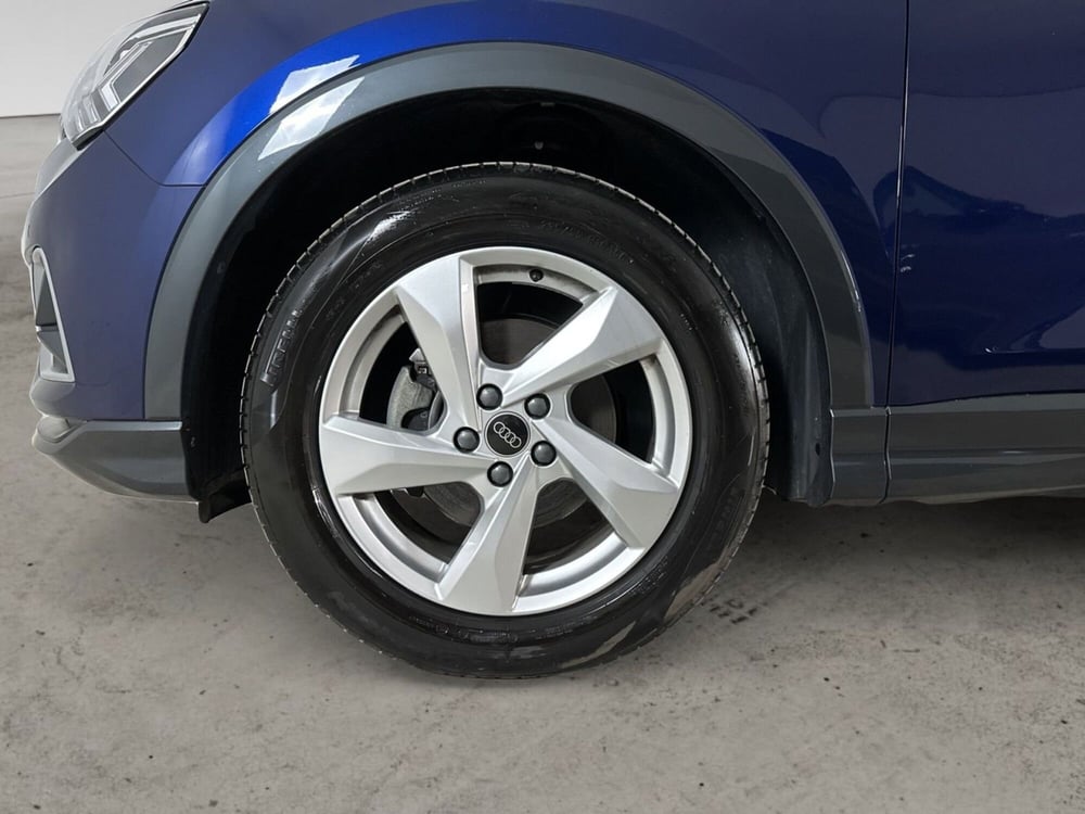 Audi Q3 Sportback usata a Napoli (18)