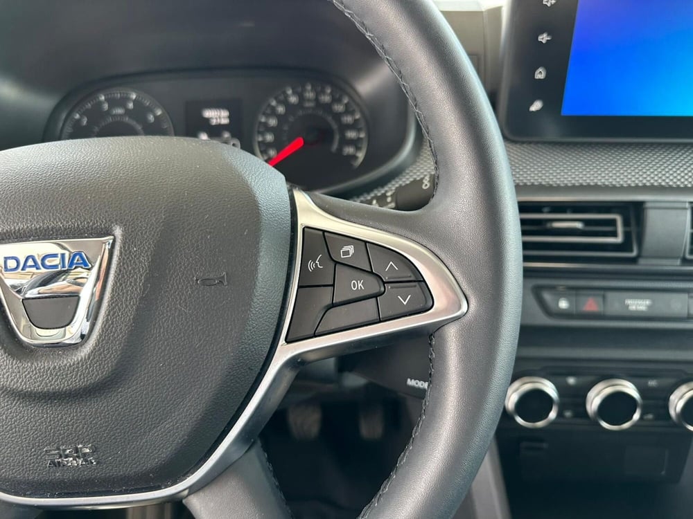 Dacia Sandero usata a Brescia (14)
