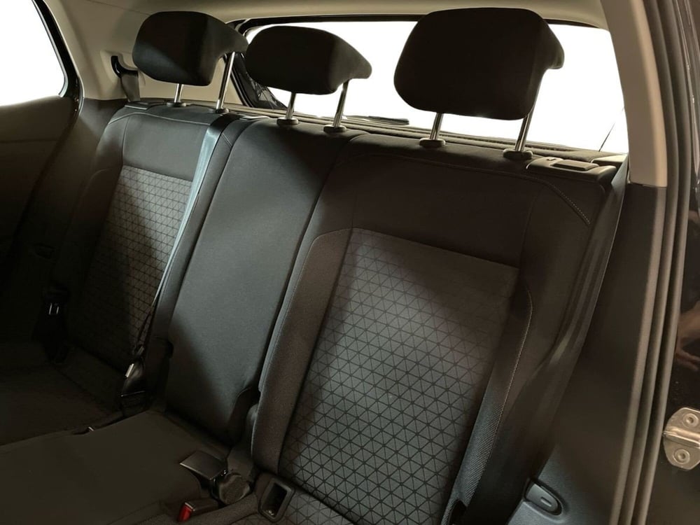 Volkswagen T-Cross usata a Prato (12)