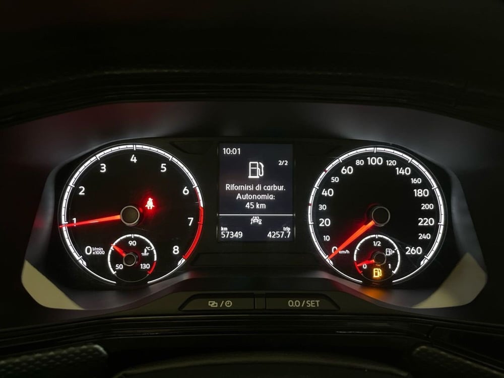 Volkswagen T-Cross usata a Prato (13)