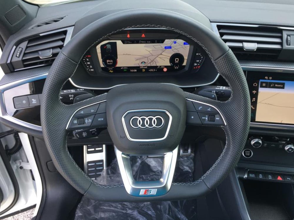 Audi Q3 Sportback nuova a Cuneo (12)