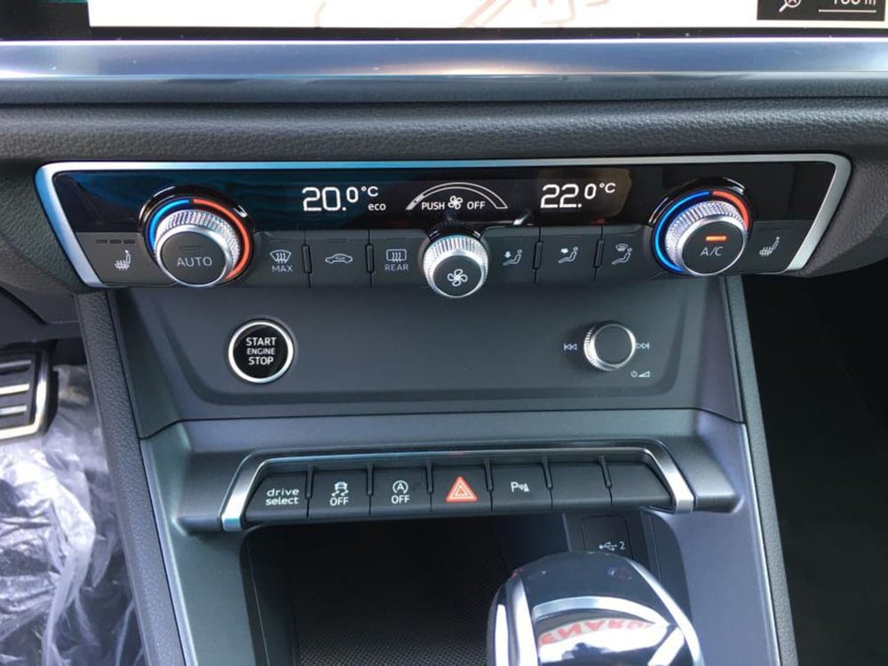 Audi Q3 Sportback nuova a Cuneo (18)