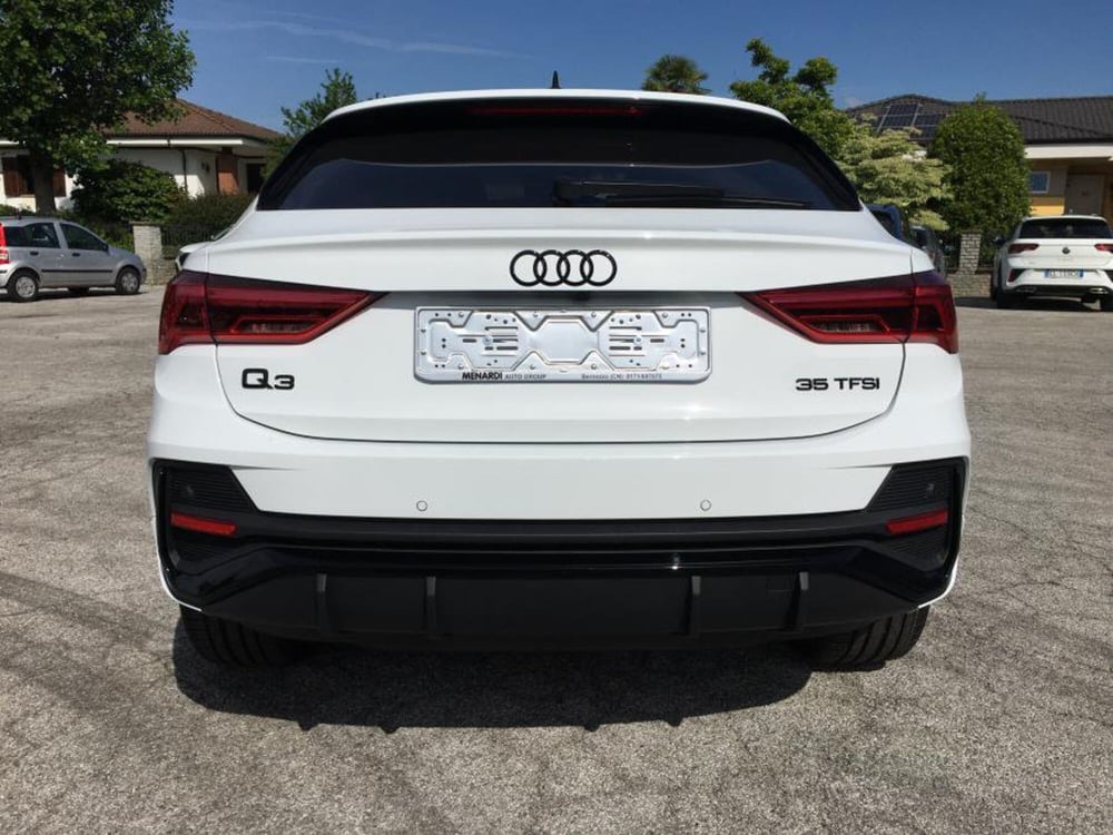 Audi Q3 Sportback nuova a Cuneo (5)