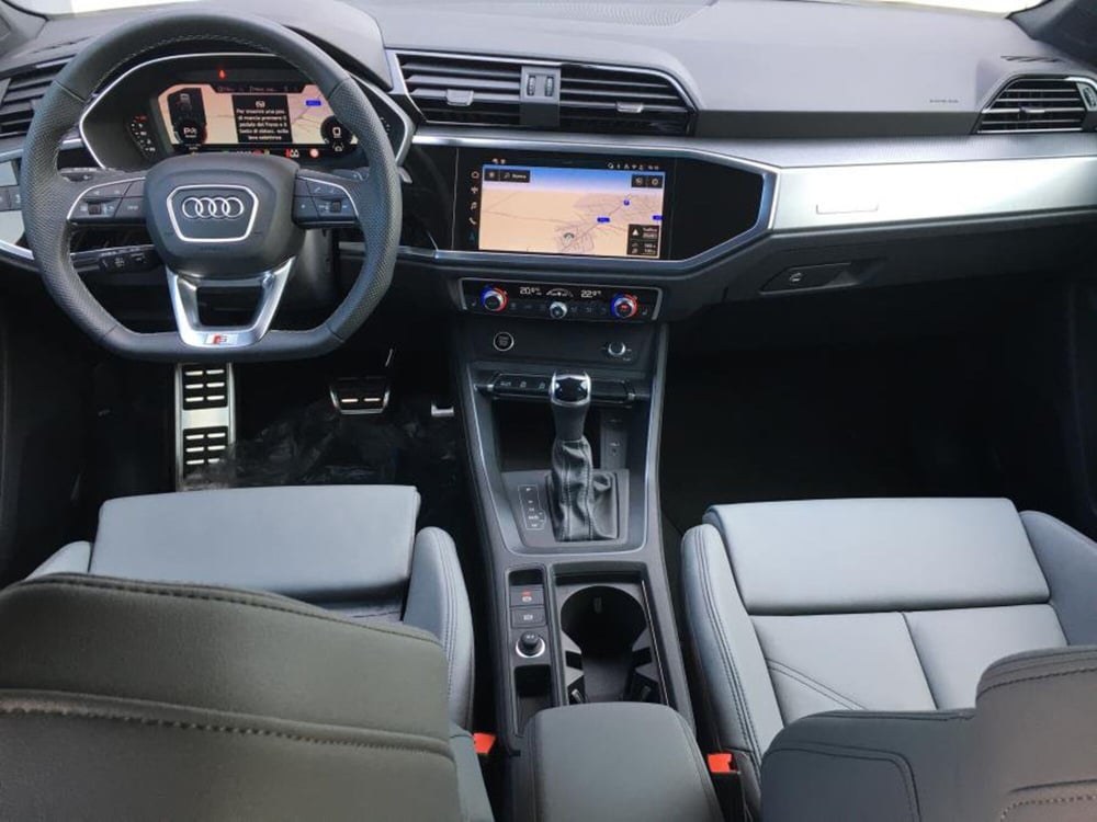 Audi Q3 Sportback nuova a Cuneo (9)