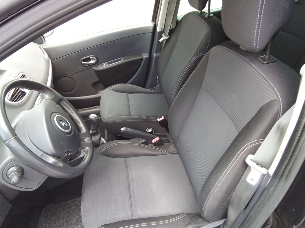 Renault Clio usata a Rimini (15)
