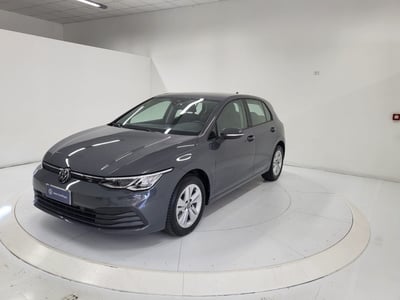 Volkswagen Golf 2.0 TDI DSG SCR Life del 2024 usata a Catanzaro